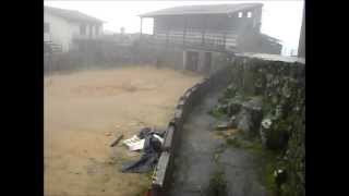 preview picture of video 'Plazas de toros curiosas, San martín del Castañar'