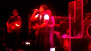 Luis Fonsi - Respira