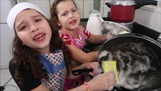 PARÓDIA BUÁ BUÁ MARIAS - Naiara Azevedo