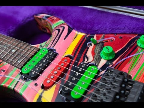 My Ibanez Jem Vai 2k DNA 285/300 - Unboxing video