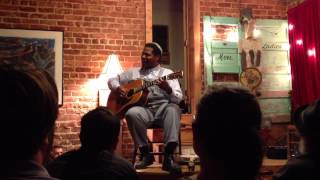 Blind Boy Jeron Paxton sings "Lost my Appetite for Chicken" blues, after Georgia Crackers