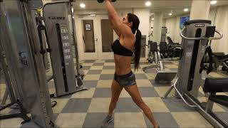 Abs Gym - Day 4 Exercise 1 - Dumbbell Wood Chop