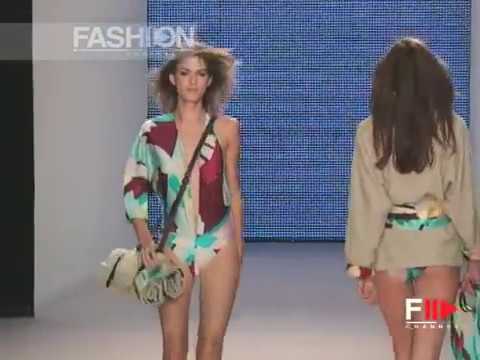 "Missoni" Spring Summer 2001 2 of 4 Milan Pret a Porter by FashionChannel