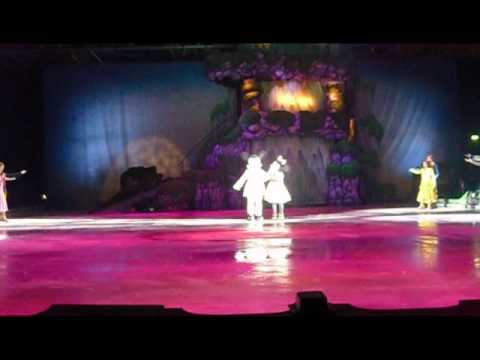 Disney On Ice - Princess Wishes | final scene | 17 April 2010
