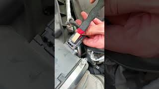 SMART Prying Techniques for Hard to Reach Components 😍