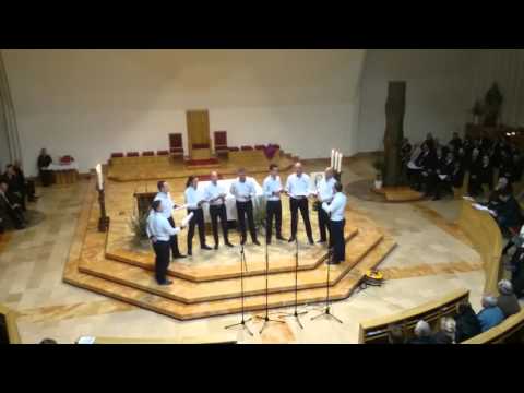 Pivači župe sv. Mihovila Ark. Trilj - Stala Majka pod raspelom