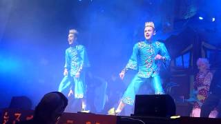 Jedward And The Magic Lamp - School&#39;s Out 19/12/12 (7.30pm Show)