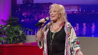 Tanya Tucker - &quot;Strong Enough To Bend&quot; (Live on CabaRay Nashville)