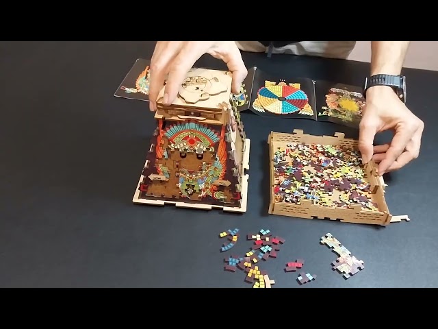 Vídeo relacionado con iDventure Cluepuzzle Pirámide de Sol - Juego de Escape Room con rompecabezas de Jigsaw - Puzzle de madera 3D - Caja de regalo - Cofre del tesoro - Caja de rompecabezas secuencial para adultos - Regalo