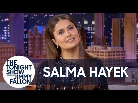 ティファニー・ハディッシュの骨折した足をマッサージして幸運に恵まれたサルマ・ハエック (Salma Hayek Massaged Tiffany Haddish's Bunioned Feet and Got Lucky)