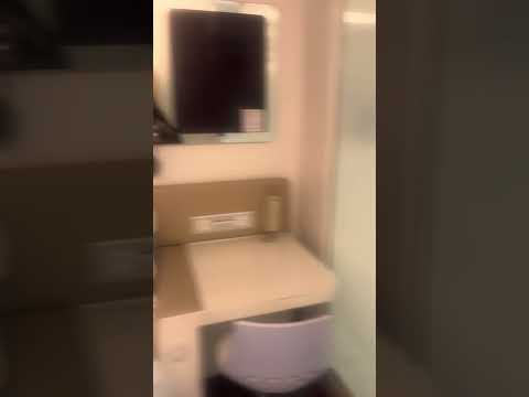 YOTEL - Refund: Extremely dissatisfied with services