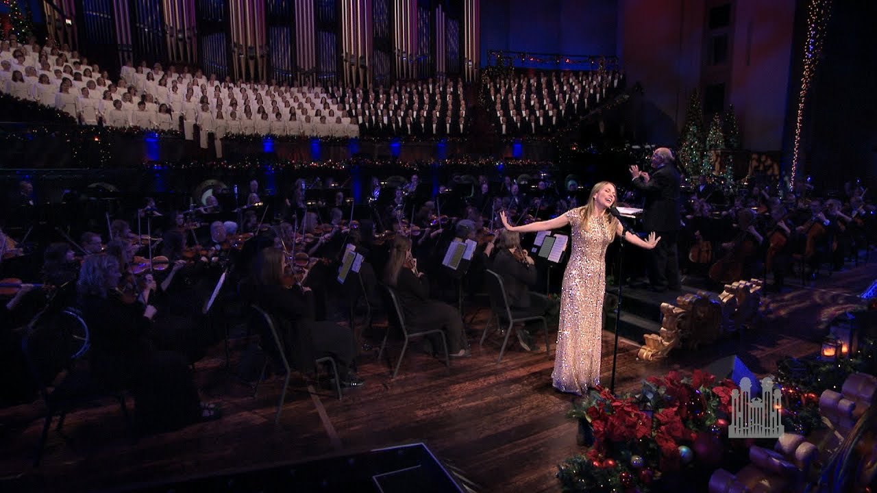 It's the Most Wonderful Time of the Year - Sutton Foster & the Mormon Tabernacle Choir