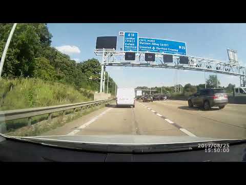how NOT to use an M25 motorway slip road.