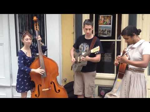 Lovesick Duo - Busking in New Orleans with Sabine McCalla