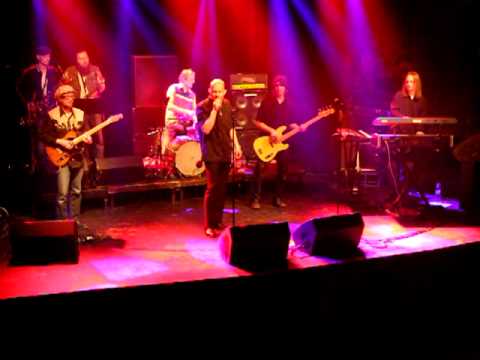 Niko Ahvonen: Aavekaupunki (live at Tavastia-klubi)