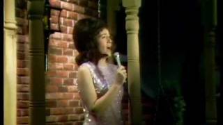 Dottie West Paper Mansions