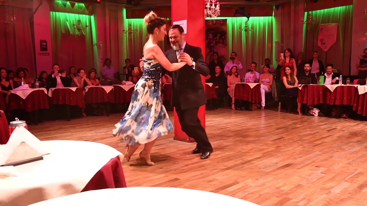 Fabian Peralta y Josefina Bermudez en Porteño y Bailarin -3