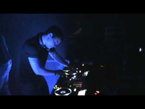 Evolver vs The Snatcher & Mc Reign @ Hardcore Maniacs 01-06-2012 (Herent, Belgium)