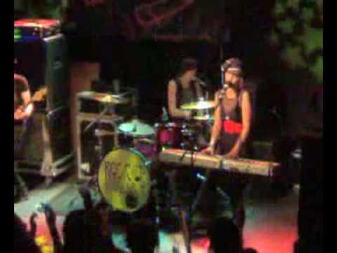 Rosie And The Goldbug at Stay Beautiful, 06/12/08 (clip 1)