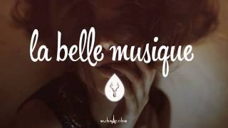 ★ Shakedown   At Night Blonde Version ★