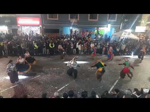 Lunes de comparsas nocturnas en Chillanes, Bolívar, Ecuador |#carnaval2026 #guaranda 