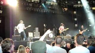 Piebald - The Monkey vs The Robot (live Groezrock)