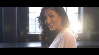 Videoklip Claudia - Ako Bonnie a Clyde (ft. Majself) s textom piesne