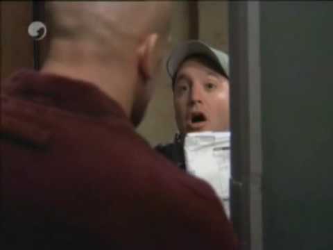 King of Queens  - Türsteher "Nicht anfassen" Bas Rutten u. Kevin James aus "Das Schwergewicht"
