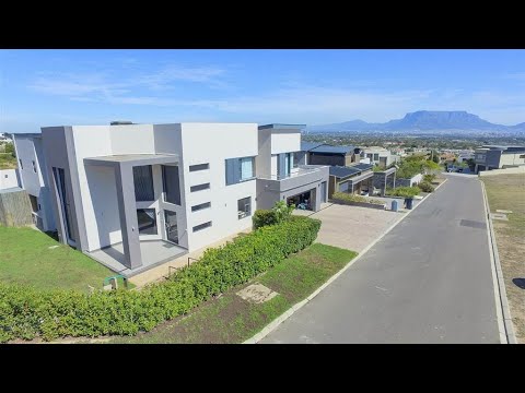 4 Bed House for sale in Western Cape | Cape Town | Parow | Baronetcy Estate |