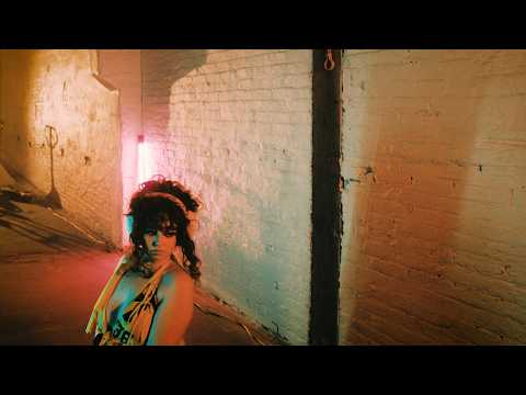 Sophie Hunter - tenfold (Official Music Video)