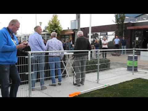 Opening kunstgrasveld vv Lekvogels