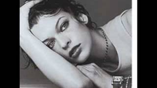 Milla Jovovich - a Glade.flv