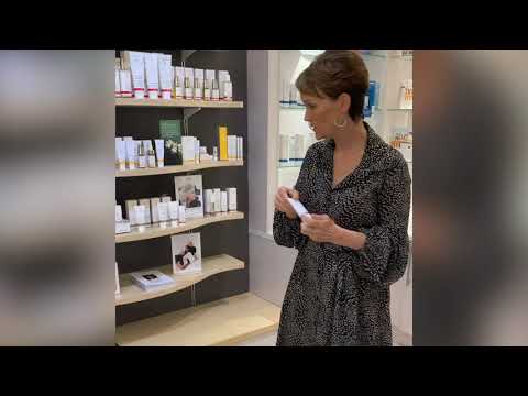 Dr. Hauschka Regenerating Day Kreminis moterims, 40 ml video