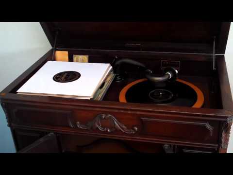 Paul Whiteman's Charleson from 1925.