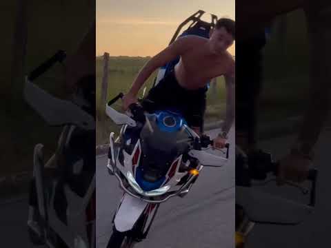 AFRICA TWIN moto Honda #2025 #honda #motorcycle #africatwin honda africa twin 2025