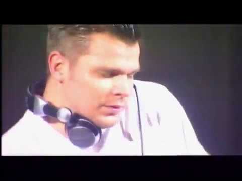 SQ-1 - Dance 2002 (Live at Club Rotation)
