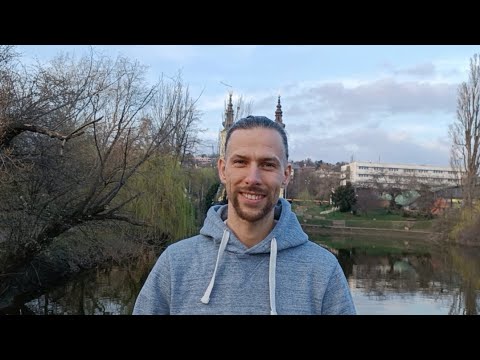 Villáminterjú a Feneketlen tónál