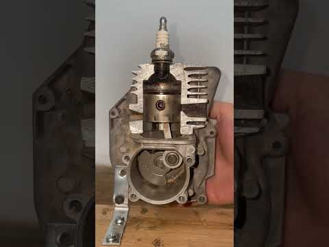 What’s inside an engine? 2 stroke engine cut in half #shorts #engines