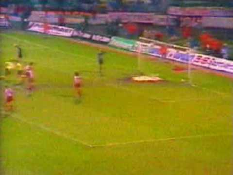1991 - Europapokal Spielabbruch SG Dynamo Dresden - Roter Stern Belgrad 1:2