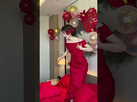 I can't stop watching this wedding. It's so cute and funny #China#wedding #weddingdress