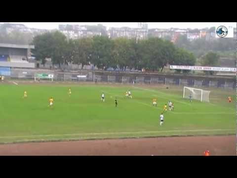 F.C. HUNEDOARA - C.S. OŞORHEI (2:1)  13.10.2012