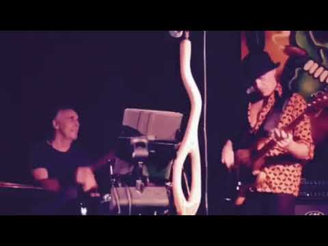 paddy.ufo.charlyT : "Third Stone From The Sun"