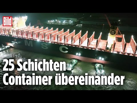 400 Meter lang, 78 Meter hoch: Größtes Containerschiff der Welt legt ab | China