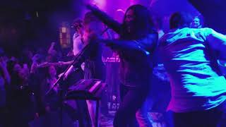 Alena live Encore, Yumi Zouma live #Barracuda Austin TX