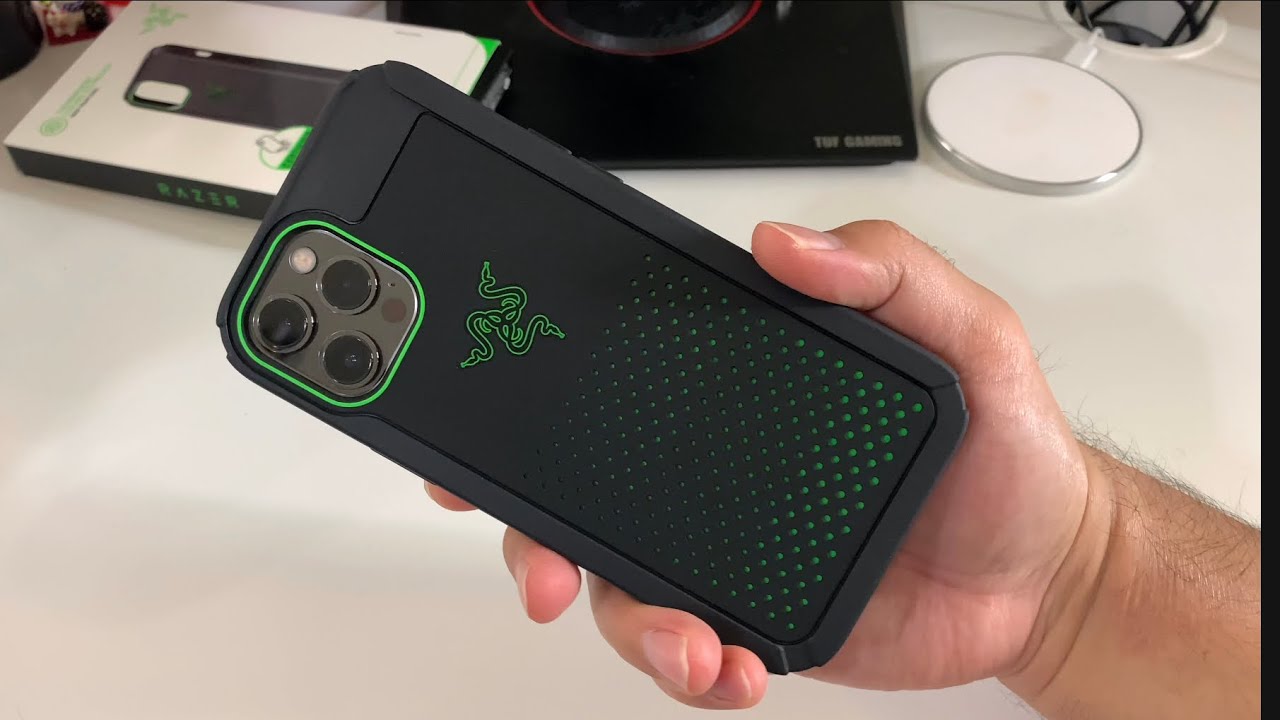RAZER Arctech Pro iPhone 12 Pro Max Case Unboxing And Review!