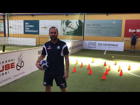 Folge 9: Torschussspiel, Teil 2