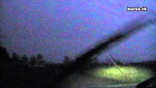 preview picture of video 'Bardzo bliskie uderzenie pioruna! Extremely close lightning strike! (nawałnica 18.06.2012 Przywidz)'