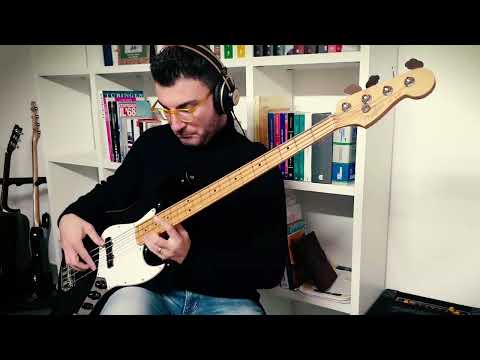 Vasco Rossi - Medley @ Live Anthology 04.05 - Bass cover