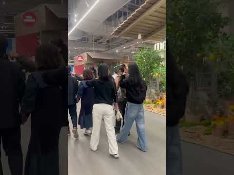 bumping into Katseye in Seoul at a random mall??