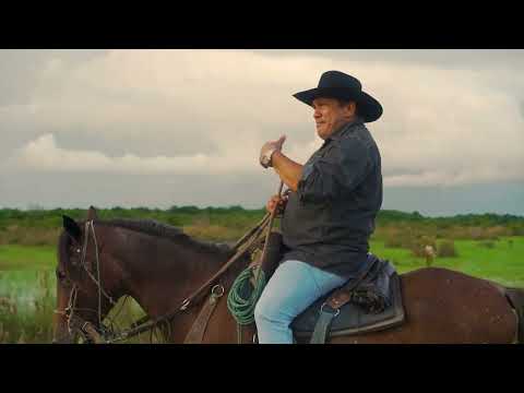 Villamil Torres - Echando Tiros Al Aire